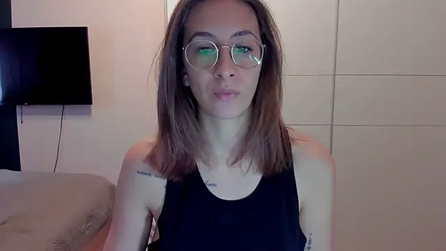 Snapshot of DesireMore90 chatting on March 11, 2026, 1:16 pm DesireMore90 online show from March 11, 2026, 1:16 pm