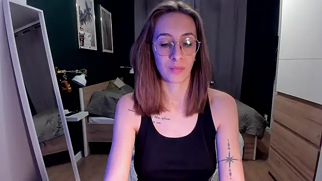 Snapshot of DesireMore90 chatting on March 16, 2026, 8:44 pm DesireMore90 online show from March 16, 2026, 8:44 pm