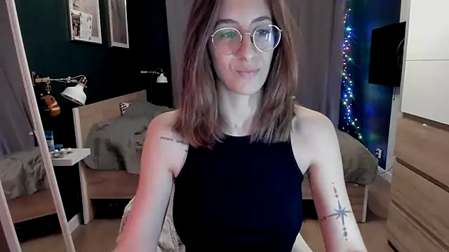 Snapshot of DesireMore90 chatting on March 19, 2026, 7:25 pm DesireMore90 online show from March 19, 2026, 7:25 pm