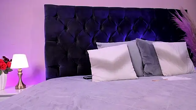 abbyhall  online show from March 13, 2026, 11:32 pm