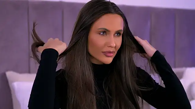 AnaisBellas online show from November 15, 2025, 1:09 am