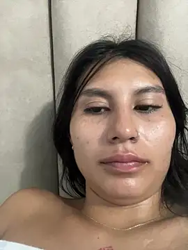 Snapshot of emily_villamil chatting on July 24, 2026, 9:49 am emily villamil online show from July 24, 2026, 9:49 am