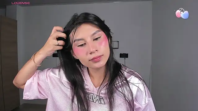 emily villamil online show from January 11, 2026, 5:09 pm