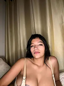 AgathaGeorgiou online show from October 9, 2025, 10:32 pm