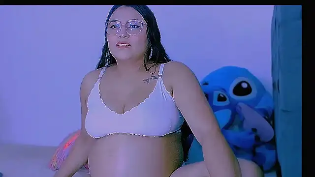 Snapshot of KathieBurning chatting on January 12, 2026, 7:42 pm KathieBurning online show from January 12, 2026, 7:42 pm