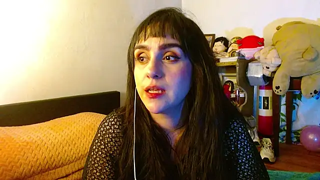 Snapshot of collette_beaufoy_ chatting on February 11, 2026, 8:14 am collette beaufoy online show from February 11, 2026, 8:14 am