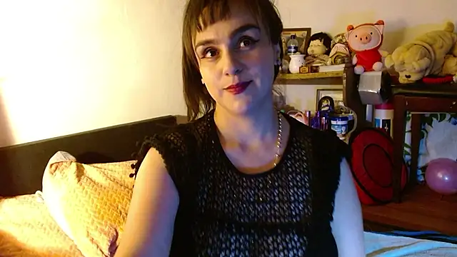 Snapshot of collette_beaufoy_ chatting on February 17, 2026, 7:27 am collette beaufoy online show from February 17, 2026, 7:27 am