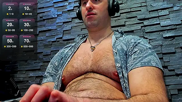 Snapshot of David_Big_Daddy chatting on February 28, 2025, 1:26 am David Big Daddy online show from February 28, 2025, 1:26 am