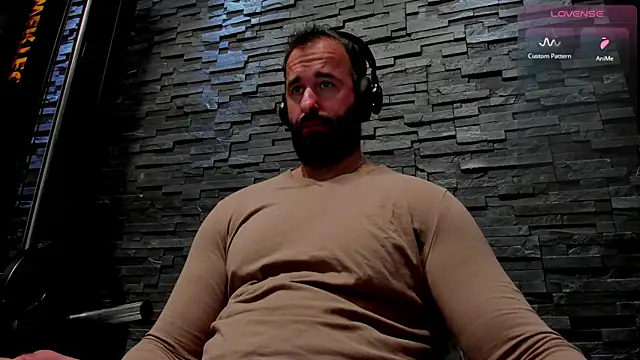Snapshot of David_Big_Daddy chatting on October 8, 2025, 10:32 pm David Big Daddy online show from October 8, 2025, 10:32 pm