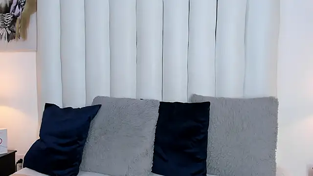 Violet queen20 online show from April 22, 2026, 7:09 pm