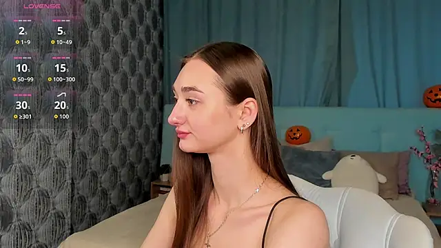 Snapshot of Kelly_Powell chatting on October 22, 2025, 9:31 am Kelly Powell online show from October 22, 2025, 9:31 am