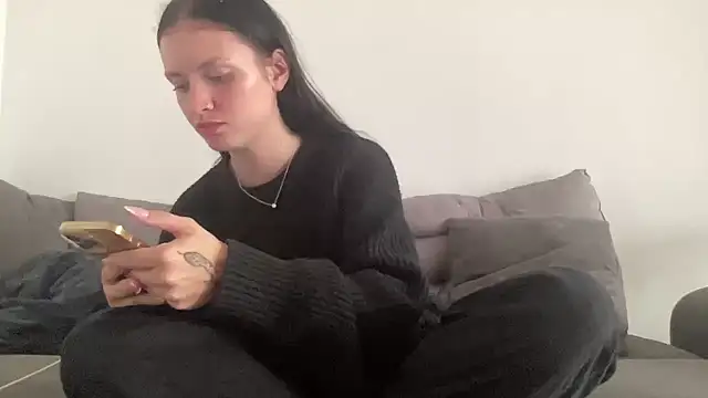 mariemelissah online show from February 2, 2026, 10:58 am