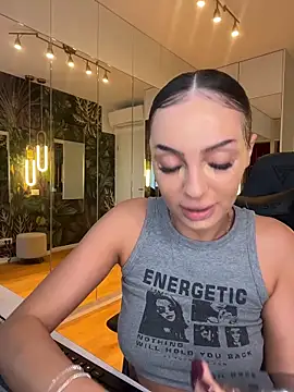 MileySin1111 online show from December 16, 2025, 1:48 pm