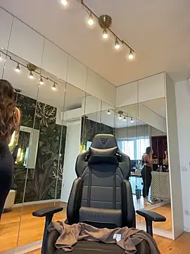 MileySin1111 online show from April 9, 2026, 2:34 pm