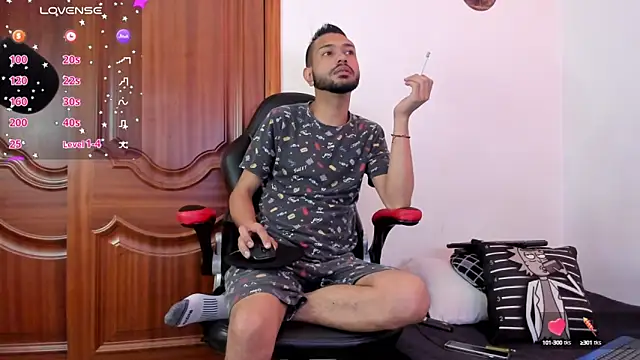 Aron Baylor online show from October 11, 2025, 8:48 am