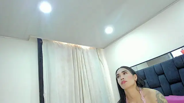 Snapshot of AntonelaNeri chatting on February 10, 2025, 4:04 pm AntonelaNeri online show from February 10, 2025, 4:04 pm