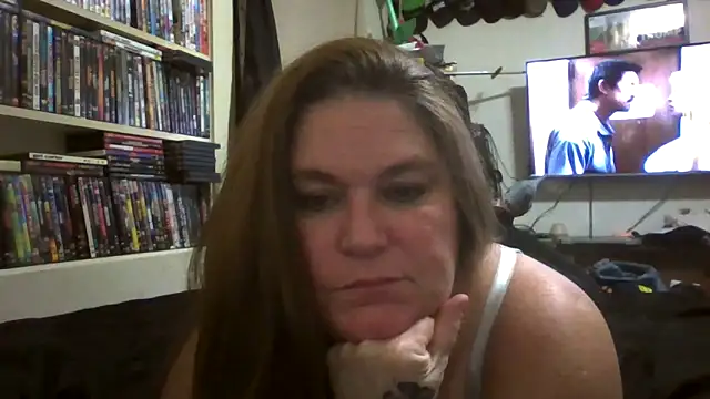 Snapshot of Thegreatestshowonearth410 chatting on March 16, 2026, 3:47 am Thegreatestshowonearth410 online show from March 16, 2026, 3:47 am