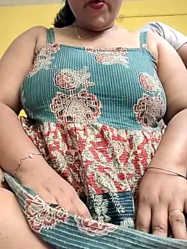 flamingoss online show from March 14, 2026, 7:09 pm