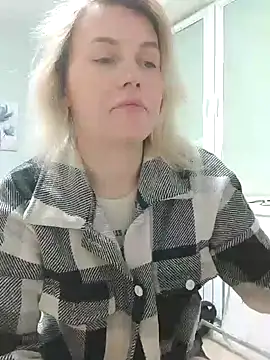 Linda Gregory online show from February 3, 2025, 12:04 am