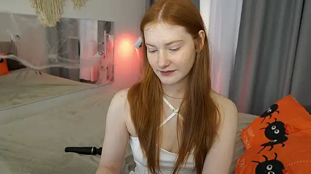 FiaMoor online show from October 24, 2025, 11:53 am