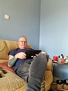 FriendlyDave online show from March 16, 2025, 11:49 am