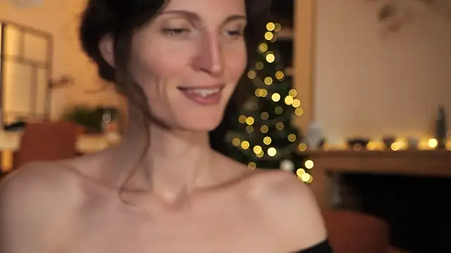 yulladao online show from December 2, 2024, 8:06 pm