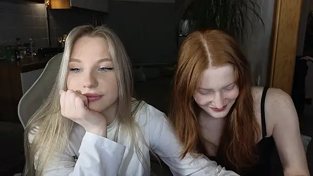 Snapshot of MiaKeler chatting on March 5, 2025, 5:50 pm MiaKeler online show from March 5, 2025, 5:50 pm