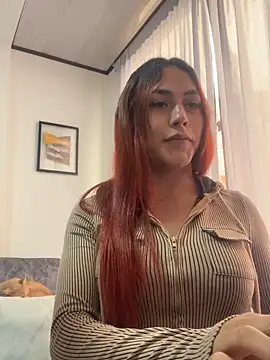 jesica  simpson online show from February 21, 2025, 3:10 pm