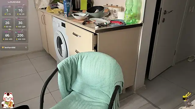 Snapshot of ShiroiFubuki chatting on November 27, 2025, 1:11 pm ShiroiFubuki online show from November 27, 2025, 1:11 pm