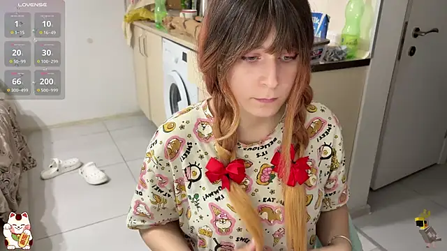 Snapshot of ShiroiFubuki chatting on November 15, 2025, 1:48 pm ShiroiFubuki online show from November 15, 2025, 1:48 pm