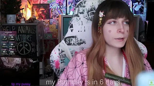 Snapshot of ShiroiFubuki chatting on February 14, 2025, 7:23 pm ShiroiFubuki online show from February 14, 2025, 7:23 pm