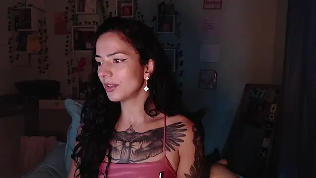 BeellyDance online show from April 15, 2026, 11:49 am