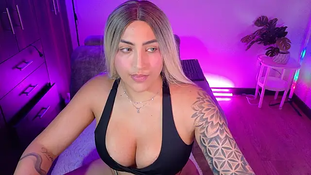 Snapshot of a_belladanger chatting on March 20, 2026, 2:01 am a belladanger online show from March 20, 2026, 2:01 am