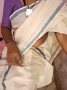 Mallu-Gayathri Arun online show from December 5, 2025, 1:10 pm