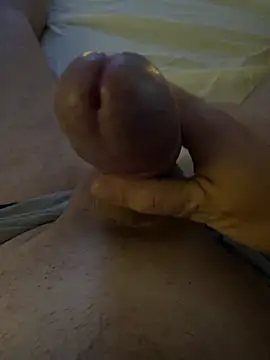 axlstone1 online show from December 15, 2025, 10:48 pm