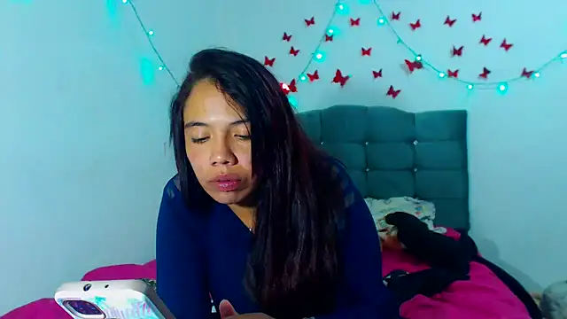 Snapshot of AmaraRoberts420 chatting on January 17, 2025, 2:50 am AmaraRoberts420 online show from January 17, 2025, 2:50 am
