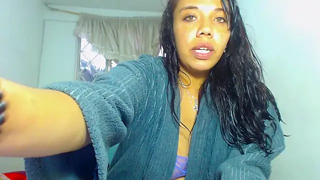 Snapshot of AmaraRoberts420 chatting on March 15, 2025, 9:38 pm AmaraRoberts420 online show from March 15, 2025, 9:38 pm