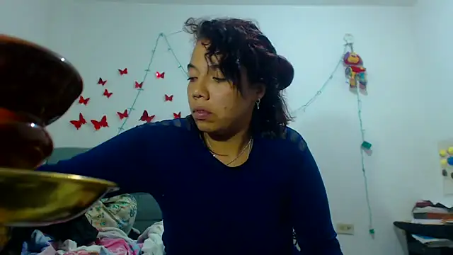 Snapshot of AmaraRoberts420 chatting on February 24, 2025, 5:54 am AmaraRoberts420 online show from February 24, 2025, 5:54 am