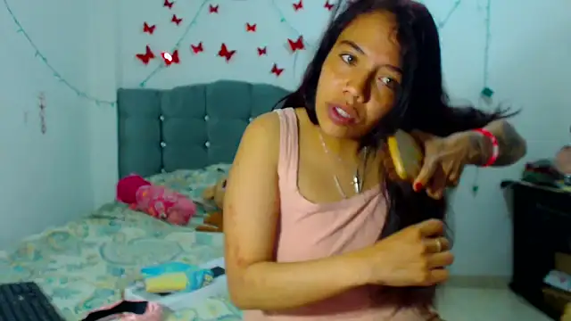 Snapshot of AmaraRoberts420 chatting on January 22, 2025, 3:29 pm AmaraRoberts420 online show from January 22, 2025, 3:29 pm