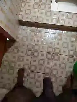 Sanjaymartin29 online show from December 10, 2024, 2:05 am