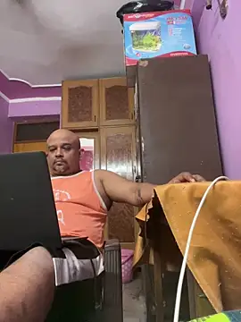 Snapshot of Dick_6inches chatting on May 3, 2026, 10:31 am Dick 6inches online show from May 3, 2026, 10:31 am
