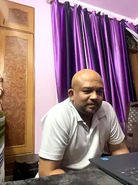 Dick 6inches online show from October 11, 2025, 3:24 pm