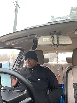 Dick 6inches online show from December 19, 2025, 3:10 am