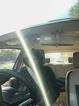 Dick 6inches online show from February 16, 2026, 4:44 am