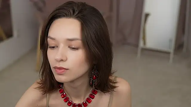 Snapshot of VivianLy_ chatting on December 24, 2024, 7:49 am VivianLy  online show from December 24, 2024, 7:49 am