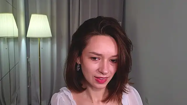 Snapshot of VivianLy_ chatting on December 27, 2024, 8:24 am VivianLy  online show from December 27, 2024, 8:24 am