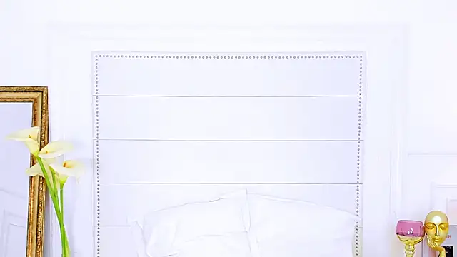 Snapshot of NaomiYuu chatting on February 28, 2025, 2:31 am NaomiYuu online show from February 28, 2025, 2:31 am