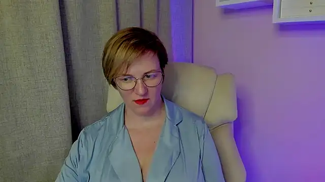 Snapshot of feliziaDesire chatting on July 28, 2026, 3:21 pm feliziaDesire online show from July 28, 2026, 3:21 pm
