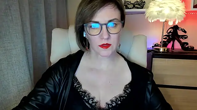 feliziaDesire online show from November 18, 2025, 1:03 pm