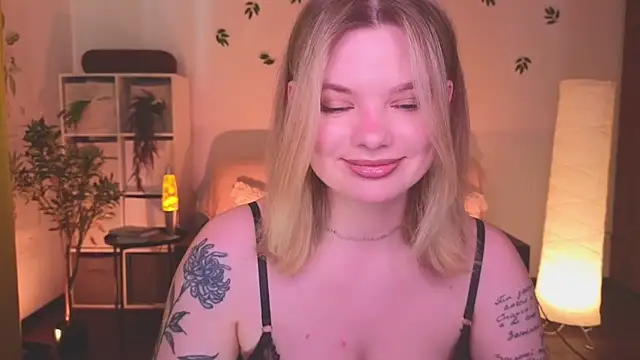 Hottie Jane online show from July 17, 2026, 10:23 am